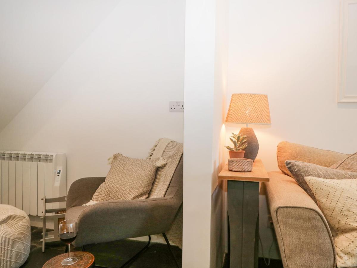 Sandacre Cottage Улверстон Экстерьер фото
